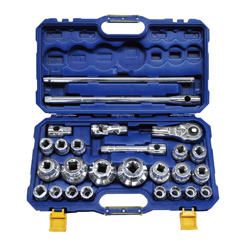 26Pc 20mm Drive 12PT Metric Socket Set Chrome Finish