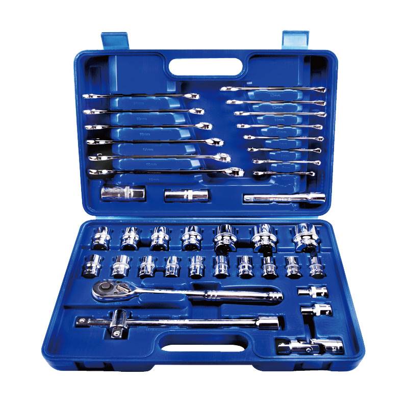 40-Piece 12.5mm Drive Metric Socket Set with Ratchet & Combination Wrenches